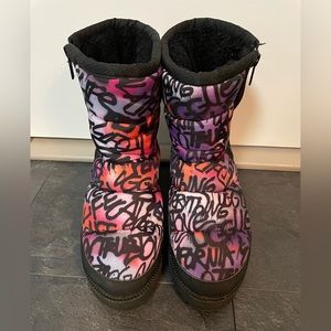 UGG Ridge Graffiti Boots- Size 6
